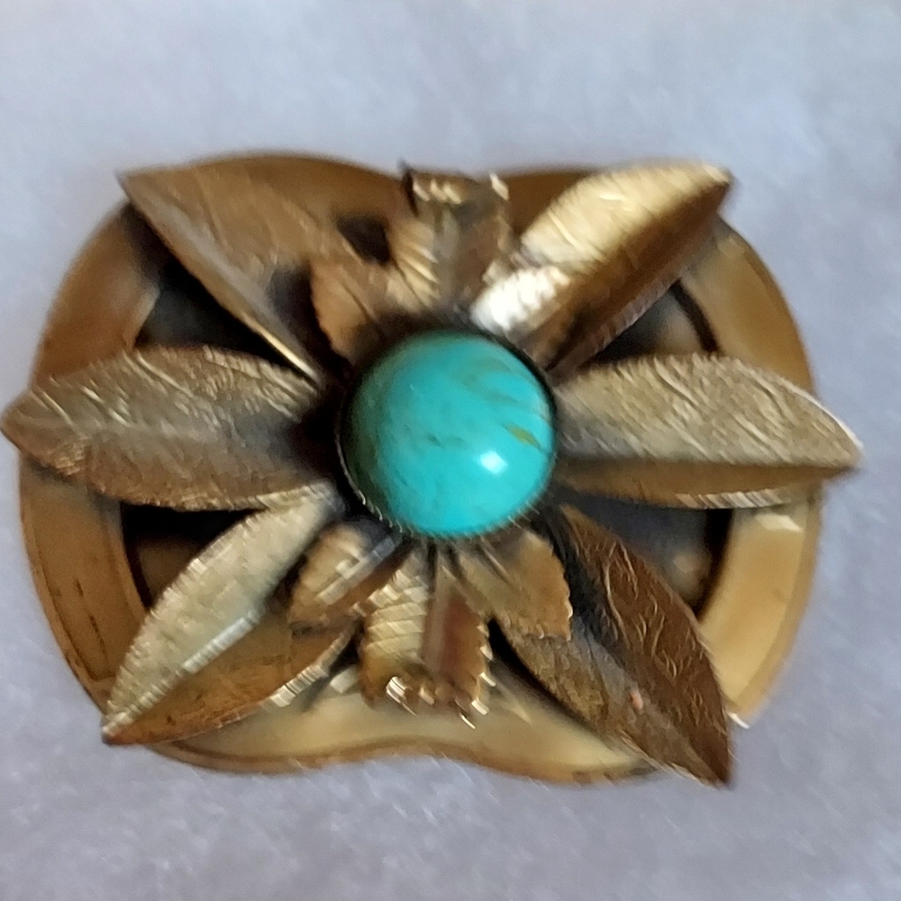 Vintage Brooch not branded brassTone  with Turquoise  color stone